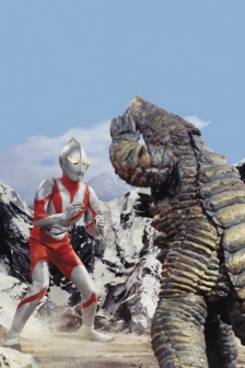 Ultraman fighting monsters mobile wallpaper