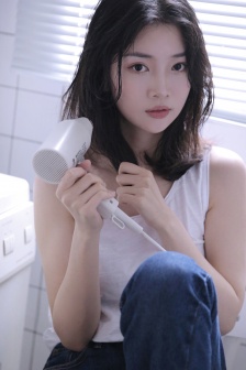 Beautiful temperament beauty photo mobile wallpaper