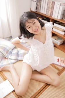 诱人长腿妩媚妖娆性感私房写真