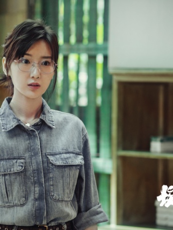 《埃博拉前线》何欢图片