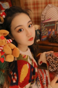 Christmas sweater beauty mobile wallpaper