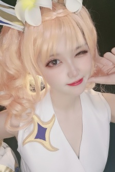 王者榮耀蔡文姬繁星吟遊真人cos