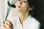 清純秀美的白襯衣美女圖片