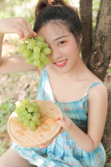 高清性感笑容美女图片写真