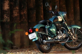 炫酷摩托车图片桌面壁纸