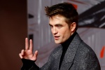 Robert Pattinson debuts new Batman HD pictures