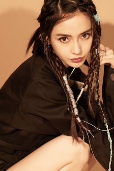 Yang Ying fashionable dreadlocks photo HD mobile wallpaper