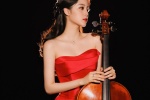Ouyang Nana's gorgeous and sexy photos in red dress with wrapped breasts