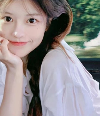 Head portrait of a good-looking couple, a man and a woman