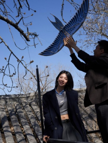 Qiu Tian and Li Gen《Hometown and the World》Cover Photo