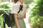 超短裙美女户外学院制服写真