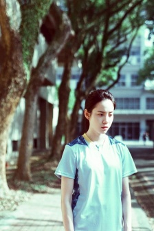 第一次遇见花香复古胶片风手机壁纸