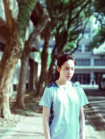 The first time I met floral retro film style mobile wallpaper