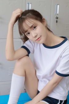 性感美女mm运动制服美腿写真