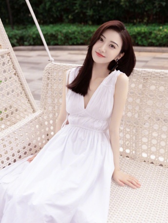Jing Tianshen V vest long skirt sexy photo pictures