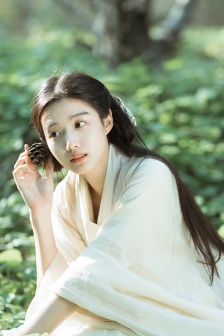 Ancient style Hanfu beauty photo mobile wallpaper