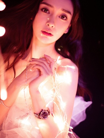 Yang Ying light and shadow photo mobile wallpaper