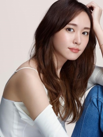 Beauty Yui Aragaki magazine photo pictures