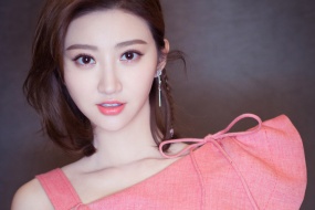 景甜粉色禮服性感圖片桌麵壁紙