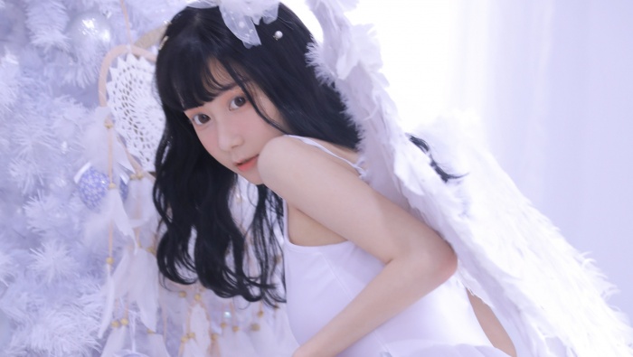 清新唯美的美女寫真壁紙