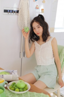 Photos of pure and lovely beautiful college students