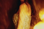 Tang Yan sequined breast-wrapped dress sexy photo wallpaper