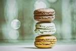 Delicious macarons pictures desktop wallpaper