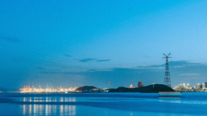 Beautiful blue sea picture desktop wallpaper