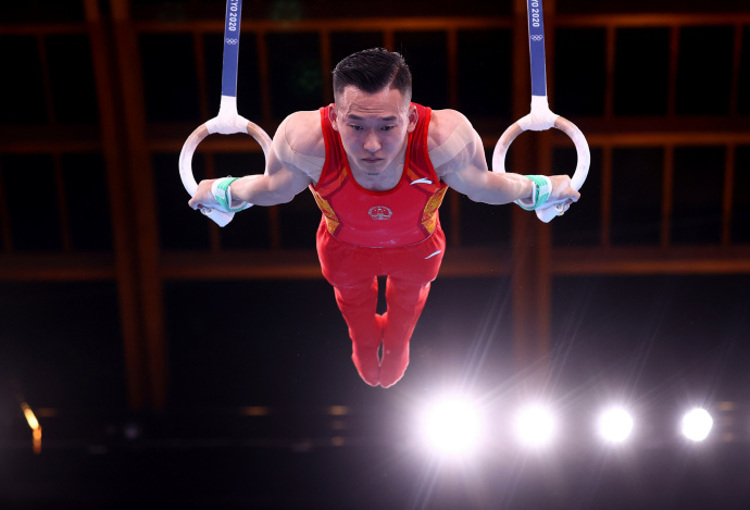 东奥中国男子体操队备战极清美图