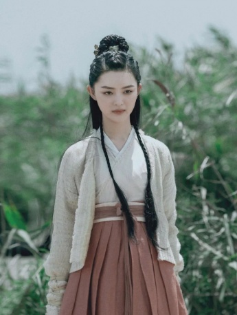 《Fighting Swordsmanship in the Snow》Hehe Girl Pictures