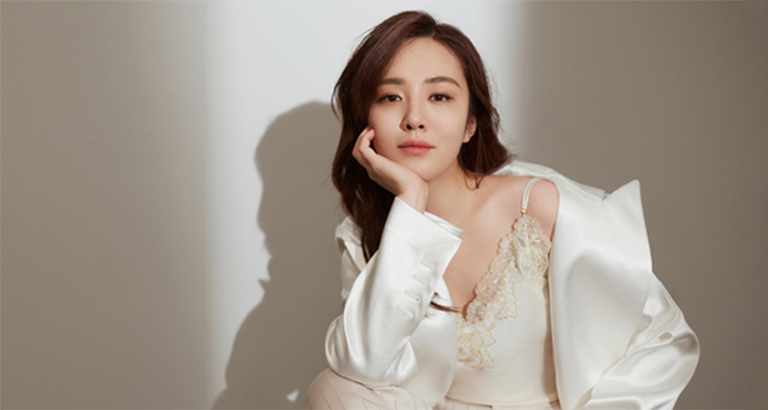 Wang Xiaochen pictures