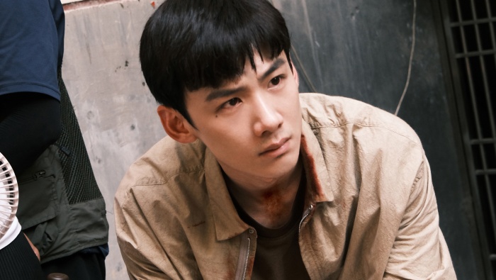 白敬亭《開端》劇照圖片桌麵壁紙