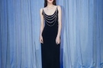 Sun Yiliang sexy photo in diamond backless long dress