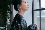 Song Qian's elegant embroidered gauze skirt sexy pictures and photos