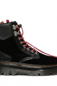 Multi-angle display of Dr.Martens and atmos boots