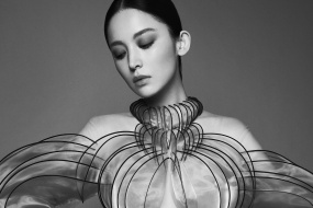 Sexy beauty Guli Nazha wallpaper pictures