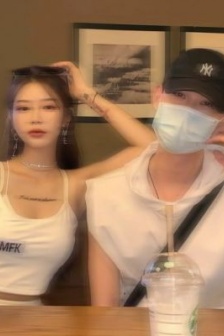 Happy and sultry Hong Kong style couple avatars