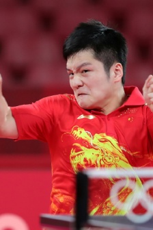 Fan Zhendong's fierce high-definition photos at the game