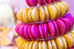 Exquisite and delicious macarons desktop wallpaper pictures