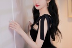 Jing Tian sexy photo pictures in black tube top umbrella skirt