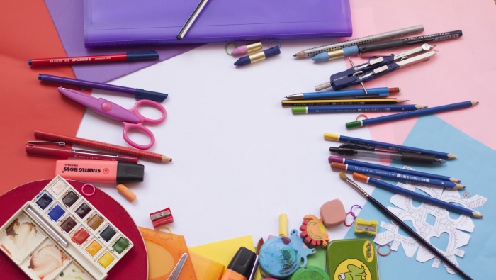 Painting pen and paint material picture wallpaper