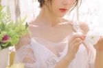 森系美女白色纱裙唯美动人写真