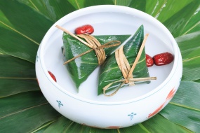 端午節香甜的粽子圖片桌麵壁紙