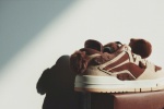 Partial details of the Li-Ning co-branded Brown Bear