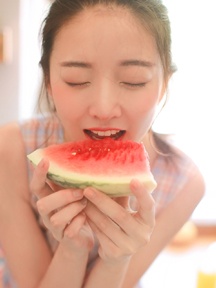 西瓜女孩