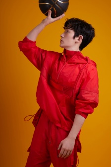 Hu Yitian basketball sports photo mobile wallpaper