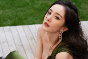Yang Mi green dress sexy photo desktop wallpaper