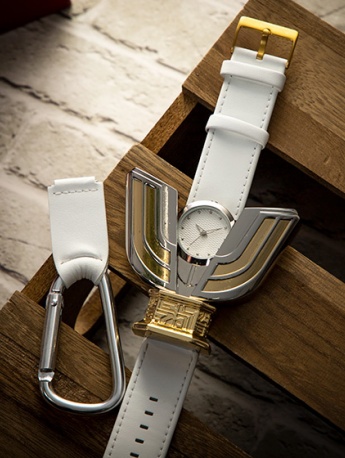 Ultraman Tiga's divine light stick watch HD picture