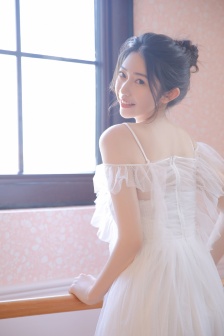 好看又仙气的美女图片写真