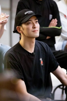 Li Zhuxian - the brother who overcame all obstacles - stills and pictures